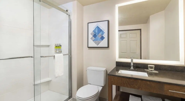 Люкс Candlewood Suites Boise - Towne Square by IHG