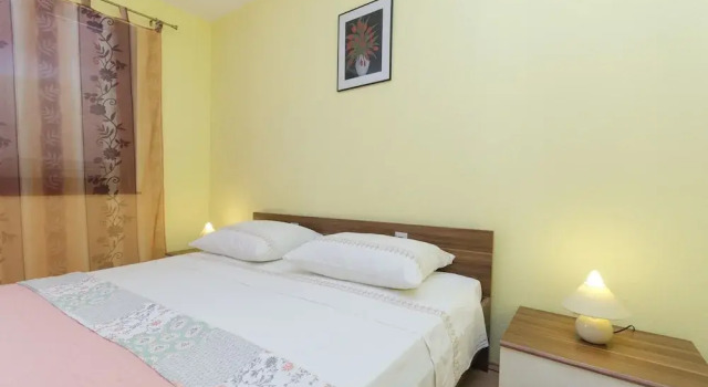 Apartments Rajka, Забронировать Апартаменты/квартира Апартаменты Водице, рядом с Пристань для яхт ACI Водице, Апартаменты/квартира