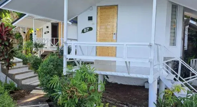 Коттедж с видом на бассейн White house bailan resort