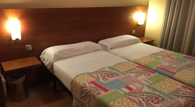 Двухместный номер Standard Hotel Torre Monreal