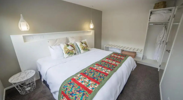 Апартаменты Red Tussock Motel