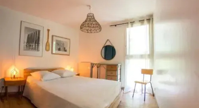 Off Appartement 3, Забронировать Апартаменты/квартира Апартаменты Монпелье, рядом с Торговая палата Hôtel Saint-Côme, Апартаменты/квартира