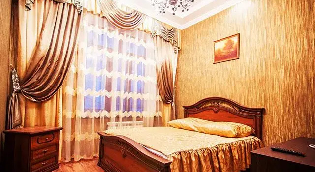 Полулюкс Арагац Плаза