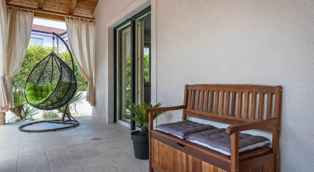 Villa LeDa, Book Villa Hoteller i Hreljici med pool, Swimmingpool