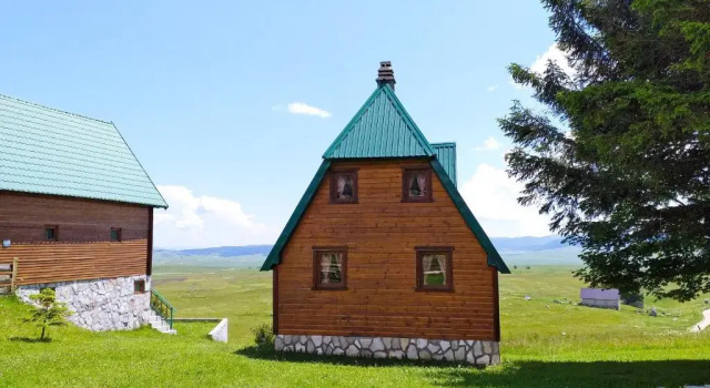 Коттедж с 2 комнатами Family Farm Bungalow