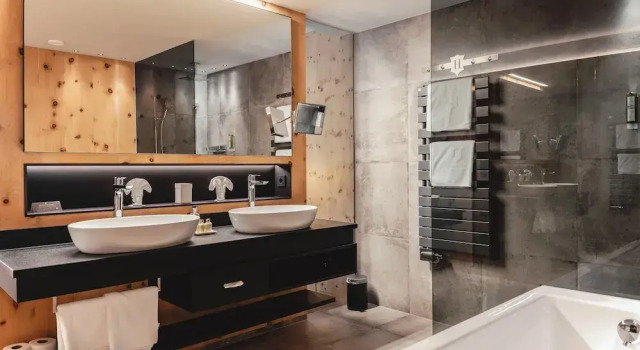 Номер Superior с балконом и с видом на горы HELD - Hotel & Spa , 4 Sterne Superior, Zillertal