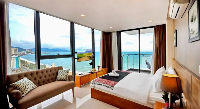 Апартаменты Connecting с балконом и с видом на море Holi Beach Hotel & Apartments