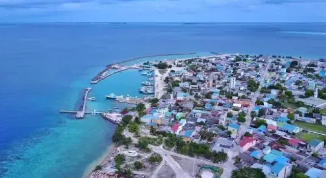 Maakana Inn, Prenota Hotel Naifaru Atollo Lhaviyani