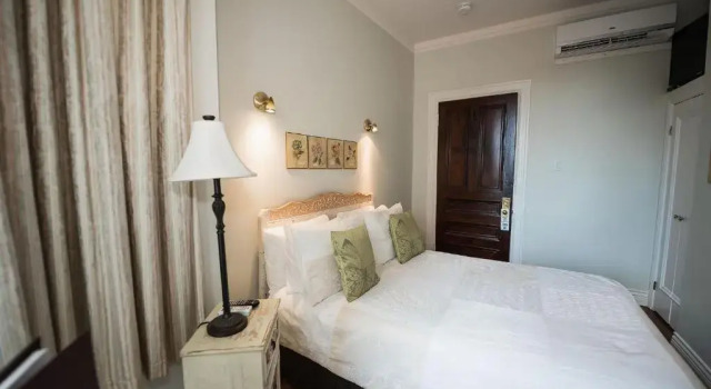 Одноместный номер Standard Manoir Sherbrooke