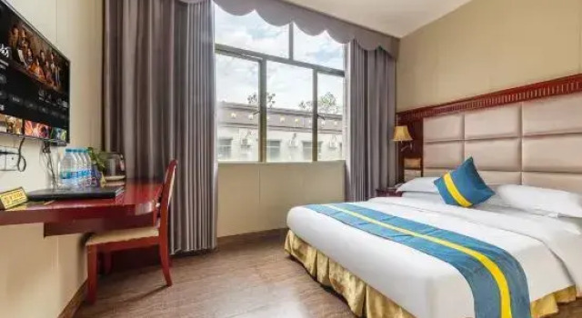 Люкс Hui Dong Minglong Hotel
