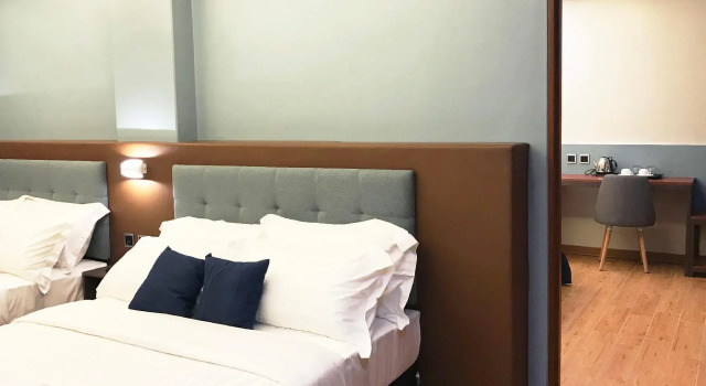 Люкс Henia Hotel