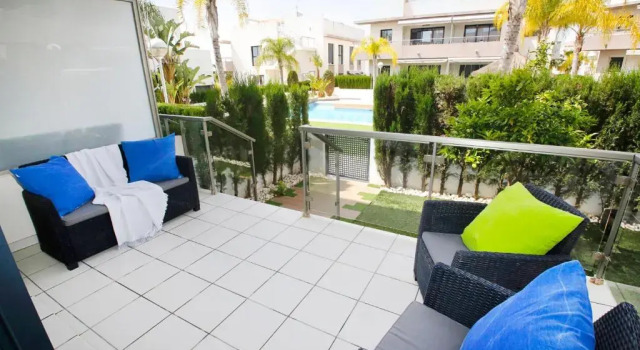 Fantastic Home with AC, pool and bbq