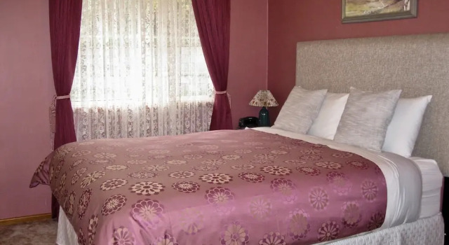 Beyers B&B, Rezervați Bed and Breakfast Bathurst 