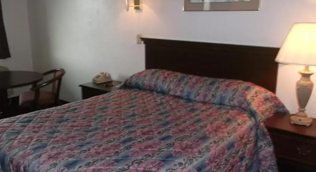 Двухместный номер Standard Sunrise Inn