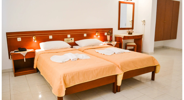 Dolphin Hotel Apartments, Забронировать Апартаменты/квартира Дия Карпатос