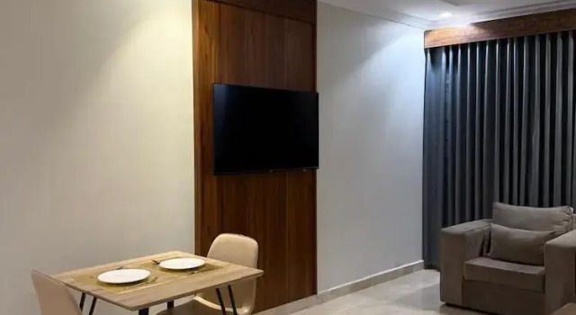 Четырёхместный люкс Deluxe Hotel Ajnihat Safwat Taiba-فندق أجنحة صفوة طيبة