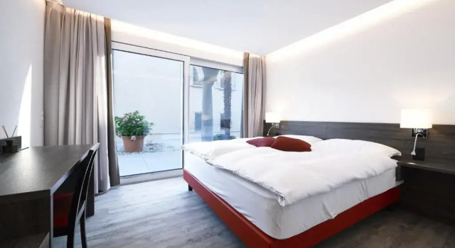 Номер Standard Hotel la Meridiana, Lake & SPA