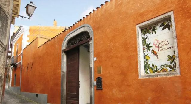 Antica Dimora Del Gruccione, Albergo diffuso, Забронировать Отель Санту-Луссурджу Южная Сардиния