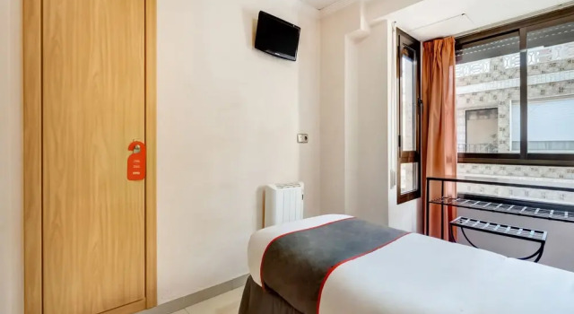 Одноместный номер Standard OYO Hostal Luci-Mar