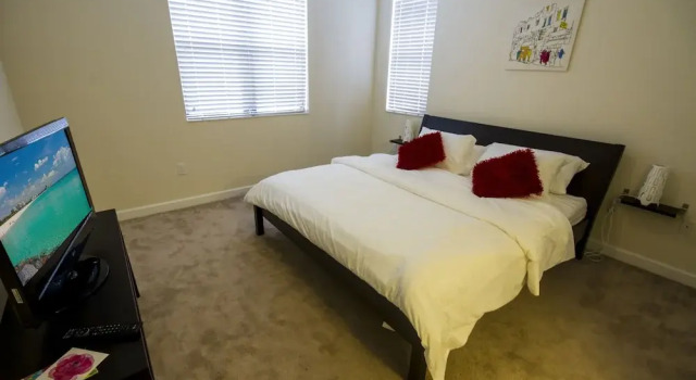 Apartments in Miami, Забронировать Апартаменты/квартира Дорел Майами-Бич, рядом с Costa Del Sol Golf &amp; Country Club