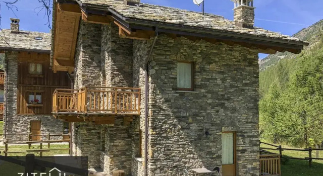 Коттедж Zitelli Aosta