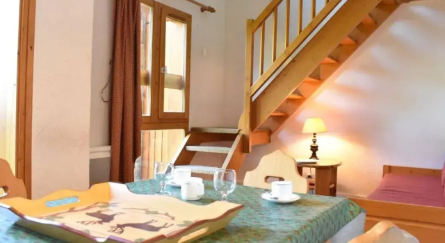 Appartement Méribel, 5 pièces, 8 personnes - FR-1-180-558, Prenota Appartamento Hotel a Alvernia con parcheggio, Parcheggio