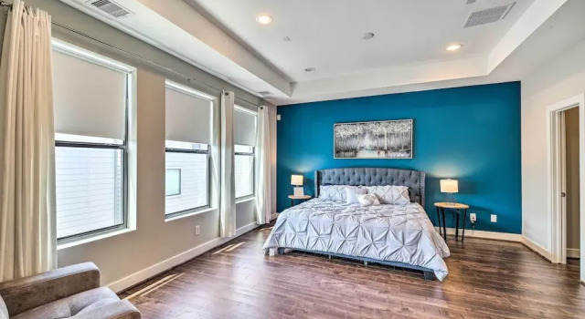 Апартаменты Stylish Houston Townhome ~ 3 Mi to Downtown!