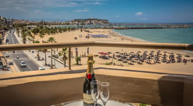 Студия с видом на море Theo Beach Hotel Apartments