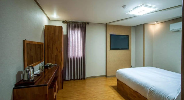 Jeju Maple Hotel