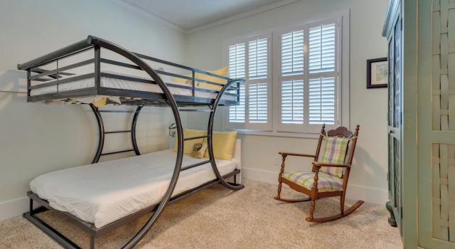 Santa Rosa Beach Home w/ Pool, Hot Tub & Deck!, Забронировать Дом для отпуска Виллы Санта-Роза-Бич, Вилла