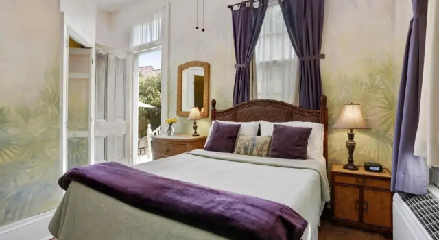Номер Superior Auld Sweet Olive Bed and Breakfast