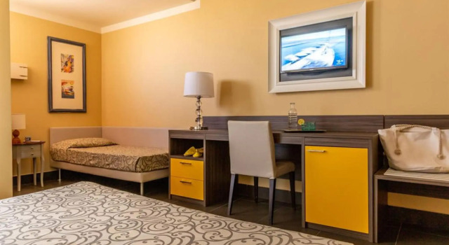 Трёхместный номер Comfort Park Hotel Residence