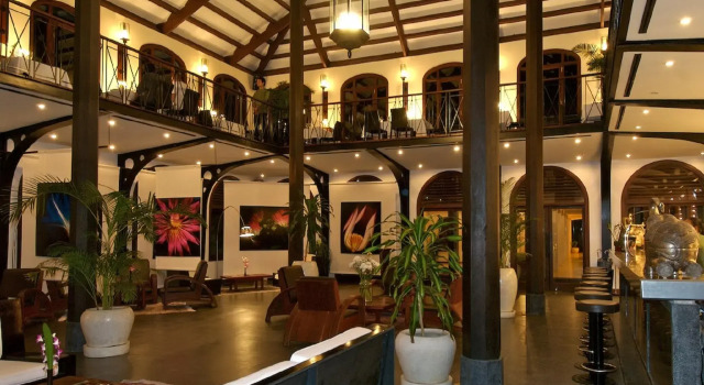 Отель Heritage Suites