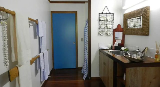Oskars Rainforest Retreat, Book Hotel 3-stjernede hoteller i Magnetic Island, 3*