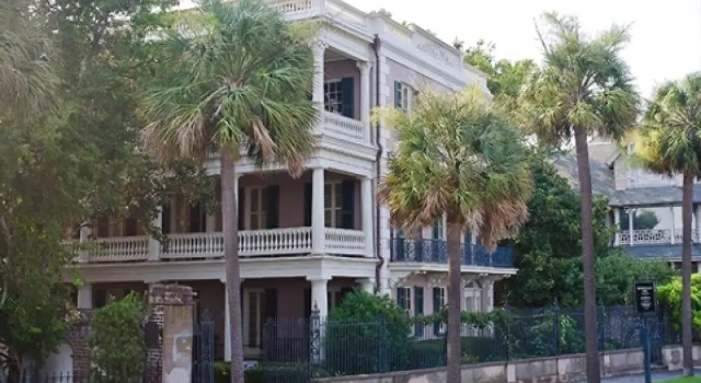 21 East Battery Bed & Breakfast, Забронировать Отель Отели Чарльстона 3 звезды, рядом с First Scots Presbyterian Church, 3*