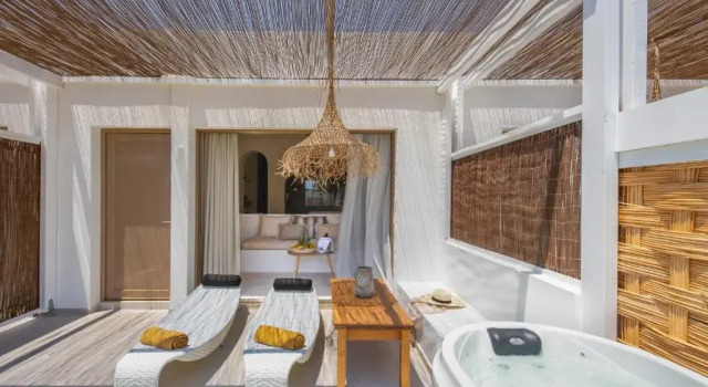 Люкс Superior Oceanis Beach & Spa Resort
