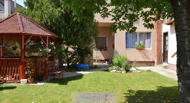 Apartman Anikó Vendégház, Prenota Appartamento Hotel economici a Southern Transdanubia