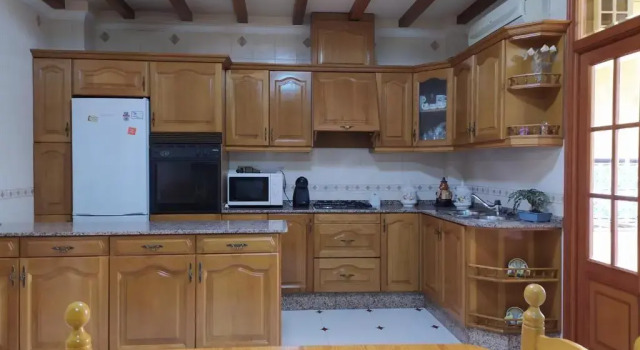 Коттедж с 6 комнатами Casa MarTa