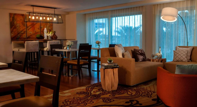 Двухместный номер Deluxe Renaissance Baton Rouge Hotel