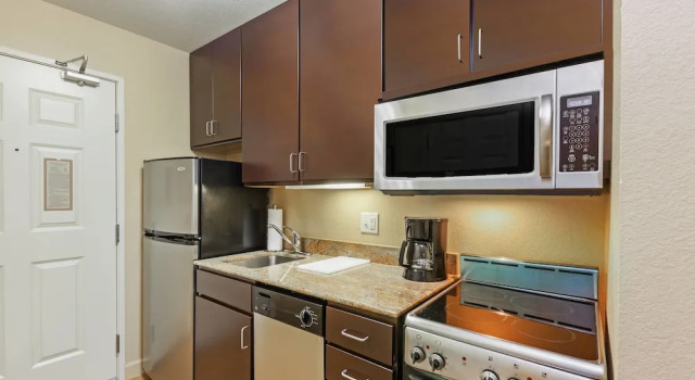 Люкс TownePlace Suites by Marriott Tulsa Broken Arrow