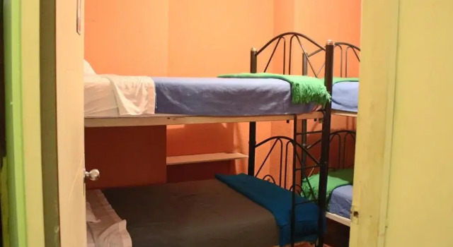 Кровать в общем номере Hostal Killa Llullu