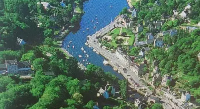 Jolie maison au calme à 2 mn des plages pour 6 personnes, Rezerwuj Hotel Douarnenez 
