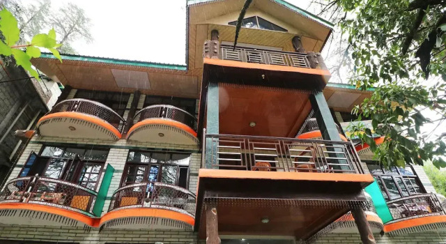 OYO 15416 Hotel Summer Hill, Забронировать Отель Отели штата Химачал-Прадеш с завтраком, Завтраки