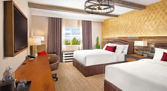 Четырёхместный номер Standard Silverton Casino Lodge