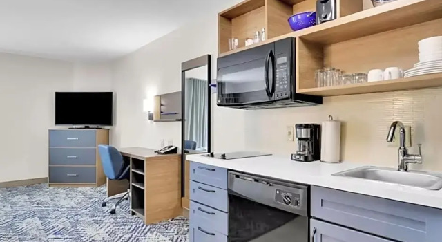 Двухместный люкс c 1 комнатой Candlewood Suites Atlanta West I-20 by IHG
