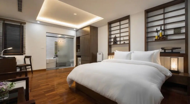 Люкс с балконом Brandi Fuji Hotel