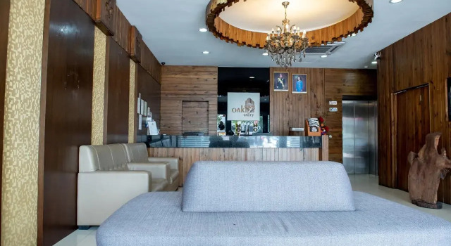 OYO 430 Oak Valley Boutique Hotel, Varaa Boutique-hotelli Hotellit Johor pysäköinnillä, Pysäköinti
