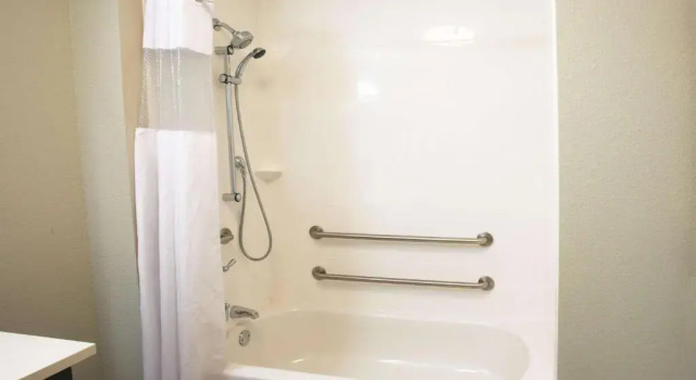 Номер Standard La Quinta by Wyndham Duluth