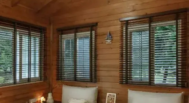Двухместный люкс Diyin Lake Lakeside Holiday Wooden House