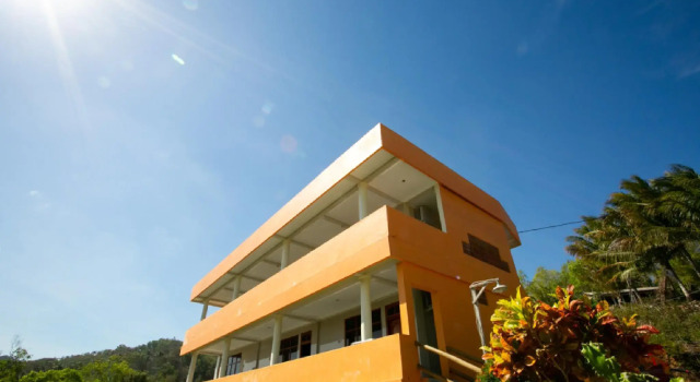 RedDoorz near Parangtritis Beach, Book Guesthouse Parangtritis Yogyakarta Province